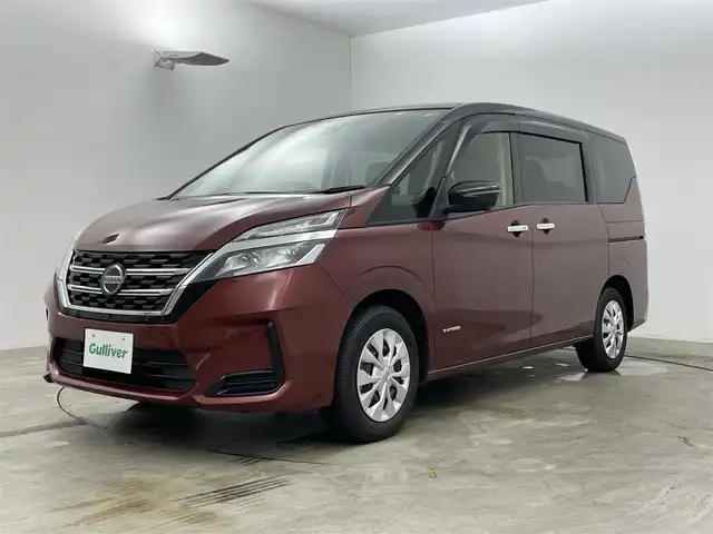 日産 セレナ X V 岡山県 2022(令4)年 1.3万km マルーンレッド 2トーン 純正１０インチナビ/・型番：MM521D-L/【Bluetooth/フルセグTV/CD/DVD/Blu-ray/HDMI/Carplay】/両側パワースライドドア/アラウンドビューモニター/クルーズコントロール/ビルトインＥＴＣ/オートハイビーム/オートライト/純正ドライブレコーダー(前）/コーナーセンサー（前後）/ブラインドスポットモニター/TVキャンセラー/ISOFIX/ステアリングスイッチ/シートリフター/シートバックテーブル/ドアバイザー/スマートキー×2