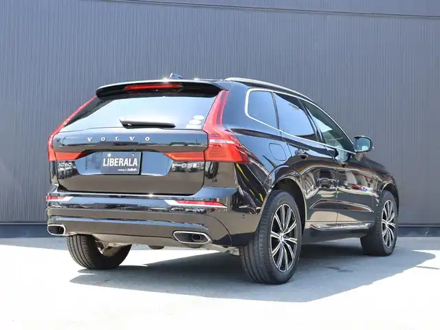 ボルボ ＸＣ６０ B5 AWD インスクリプション 静岡県 2020(令2)年 2.4万km オニキスブラックP サンルーフ /革シート ヒーター クーラー  マッサージ付 /Bower&Wilkinsサウンド /ナビ TV applecarplay /ACC LKA BSM HUD /ステアリングヒーター /前後センサー /前後ドラレコ /パワーバックドア /クリスタルシフトノブ /ETC /スペアキー