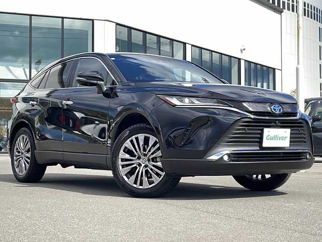 トヨタ ハリアー ハイブリッド Z レザーパッケージ 青森県 2024(令6)年 2.1万km プレシャスブラックパール ・4WD/・ワンオーナー/・寒冷地仕様/・純正ディスプレイオーディオ/・TV/AM/FM/BT/・JBLプレミアムサウンド/・衝突軽減装置/・横滑り抑制装置/・レーンキープアシスト/・レーダークルーズコントロール/・アラウンドビューバックモニター/・ブラインドスポットモニター/・パワーバックドア/・D＋N席シートヒーター/・D＋N席エアーシート/・ワイパーデアイサー/・ステアリングヒーター/・デジタルインナーミラー/・純正ビルトインETC/・純正フロアマット/・純正AWスタッドレスタイヤ積込/・社外AW19インチ装着/・保証書・取説