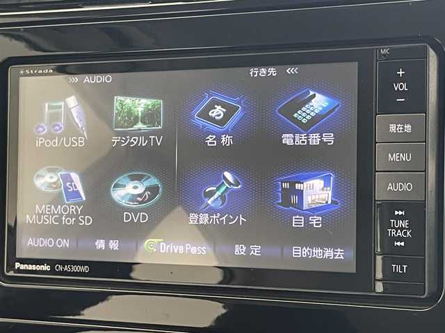 トヨタ プリウス S ツーリングセレクション 愛知県 2016(平28)年 11.5万km ホワイトパールクリスタルシャイン 社外ナビ　フルセグＴＶ　ＤＶＤ再生　Ｂｌｕｅｔｏｏｔｈ　バックカメラ　モデリスタエアロ　黒革　シートヒーター　レーダー探知機　ＬＥＤヘッドライト　オートライト　プッシュスタート　スマートキー　禁煙車