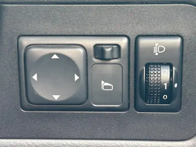 日産 ＮＶ２００バネット 16X－3R 東京都 2010(平22)年 4.7万km ブリリアントシルバー ワンオーナー/純正HDDナビ/　Bluetooth/フルセグTV/DVD/CD/バックカメラ/ETC/リモコンキー/ヘッドライトレベライザー/フォグランプ/純正フロアマット/横跳ね上げ式3列目シート/スペアキー/保証書/取扱説明書