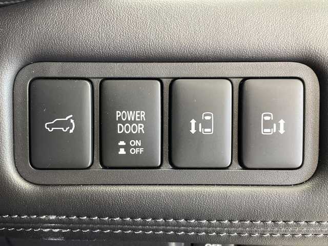 三菱 デリカＤ：５ ブラックエディション 茨城県 2025(令7)年 0.1千km アメジストブラック 純正ナビ/フルセグTV/BT/CD/DVD/SD/FM/AM/USB/HDMI/AppleCarPlay対応/AndroidAuto対応/全周囲モニター/レーダークルーズコントロール/衝突軽減ブレーキ/盗難防止装置/横滑り防止装置/パドルシフト/両側電動スライドドア/電動リアゲート/D席パワーシート/シートヒーター（D席＋N席）/ステアリングヒーター/ハンズフリー対応