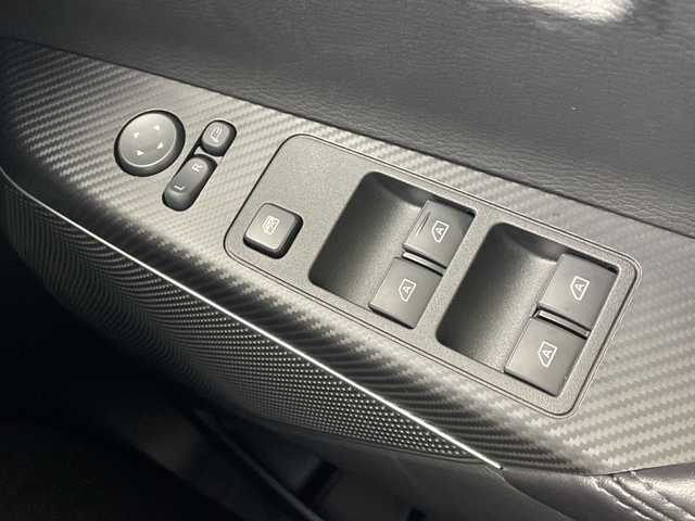 三菱 デリカＤ：５ ブラックエディション 茨城県 2025(令7)年 0.1千km アメジストブラック 純正ナビ/フルセグTV/BT/CD/DVD/SD/FM/AM/USB/HDMI/AppleCarPlay対応/AndroidAuto対応/全周囲モニター/レーダークルーズコントロール/衝突軽減ブレーキ/盗難防止装置/横滑り防止装置/パドルシフト/両側電動スライドドア/電動リアゲート/D席パワーシート/シートヒーター（D席＋N席）/ステアリングヒーター/ハンズフリー対応