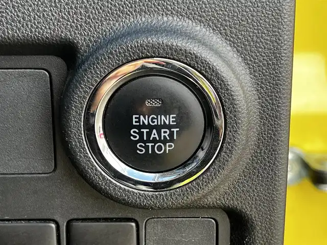 トヨタ パッソ モーダ 道央・札幌 2016(平28)年 6.8万km ブラックマイカメタリック/レモンスカッシュクリスタルメタリック 2トーン 4WD/寒冷地仕様/社外SDナビ/AM/FM/DVD/横滑り防止装置/バックカメラ/ビルトインETC/ドライブレコーダー/アイドリングストップ/ワイパーデアイサー/D席シートヒーター/ステアリングリモコン/プッシュスタート/スマートキー/LEDヘッドライト/オートライト/フォグランプ/電動格納ミラー/ウィンカーミラー/純正フロアマット/ドアバイザー/純正エンジンスターター/スチールホイール付冬タイヤ積込/（純正ホイールキャップ有）/165/65/R14/2020年/山5mm