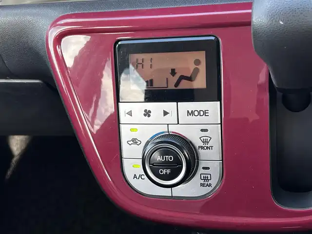 トヨタ パッソ モーダ 道央・札幌 2016(平28)年 6.8万km ブラックマイカメタリック/レモンスカッシュクリスタルメタリック 2トーン 4WD/寒冷地仕様/社外SDナビ/AM/FM/DVD/横滑り防止装置/バックカメラ/ビルトインETC/ドライブレコーダー/アイドリングストップ/ワイパーデアイサー/D席シートヒーター/ステアリングリモコン/プッシュスタート/スマートキー/LEDヘッドライト/オートライト/フォグランプ/電動格納ミラー/ウィンカーミラー/純正フロアマット/ドアバイザー/純正エンジンスターター/スチールホイール付冬タイヤ積込/（純正ホイールキャップ有）/165/65/R14/2020年/山5mm