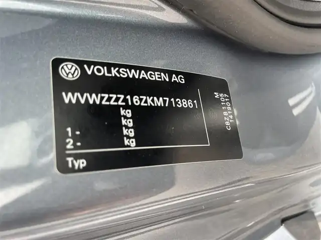 フォルクスワーゲン ザ・ビートル デザインマイスター 千葉県 2019(令1)年 6万km ストーンウォッシュドブルー ターボ/純正７インチナビ/フルセグＴＶ/Ｂｌｕｅｔｏｏｔｈ/バックカメラ/クルーズコントロール/純正１７インチアルミホイール/ＨＩＤヘッドライト/オートライト/スマートキー/BSM