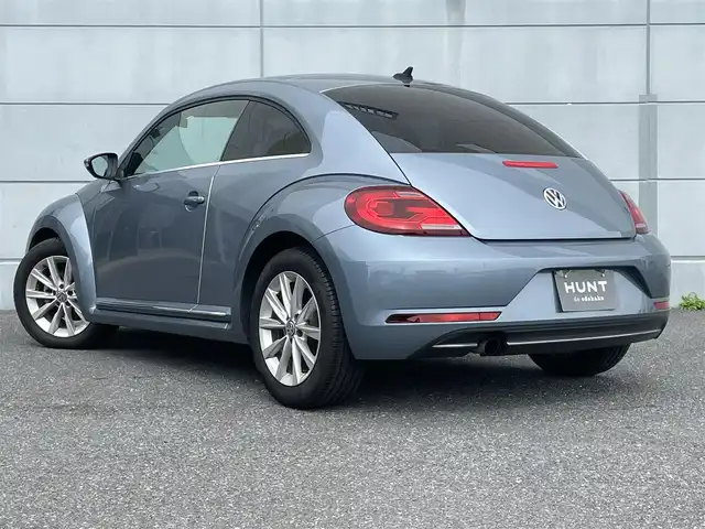 フォルクスワーゲン ザ・ビートル デザインマイスター 千葉県 2019(令1)年 6万km ストーンウォッシュドブルー ターボ/純正７インチナビ/フルセグＴＶ/Ｂｌｕｅｔｏｏｔｈ/バックカメラ/クルーズコントロール/純正１７インチアルミホイール/ＨＩＤヘッドライト/オートライト/スマートキー/BSM