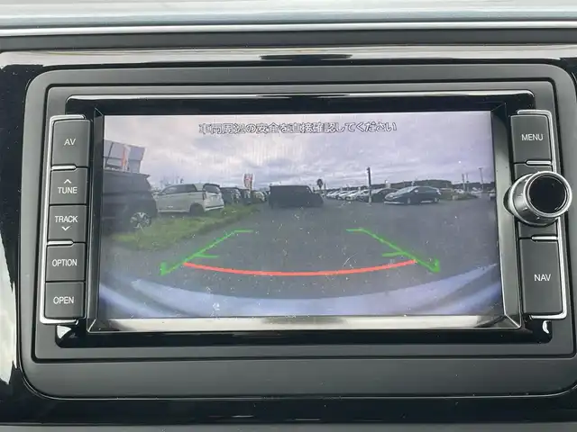 フォルクスワーゲン ザ・ビートル デザインマイスター 千葉県 2019(令1)年 6万km ストーンウォッシュドブルー ターボ/純正７インチナビ/フルセグＴＶ/Ｂｌｕｅｔｏｏｔｈ/バックカメラ/クルーズコントロール/純正１７インチアルミホイール/ＨＩＤヘッドライト/オートライト/スマートキー/BSM