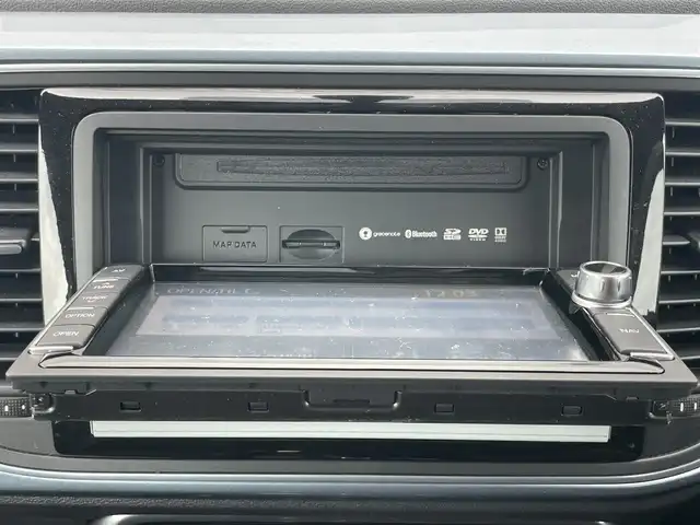 フォルクスワーゲン ザ・ビートル デザインマイスター 千葉県 2019(令1)年 6万km ストーンウォッシュドブルー ターボ/純正７インチナビ/フルセグＴＶ/Ｂｌｕｅｔｏｏｔｈ/バックカメラ/クルーズコントロール/純正１７インチアルミホイール/ＨＩＤヘッドライト/オートライト/スマートキー/BSM