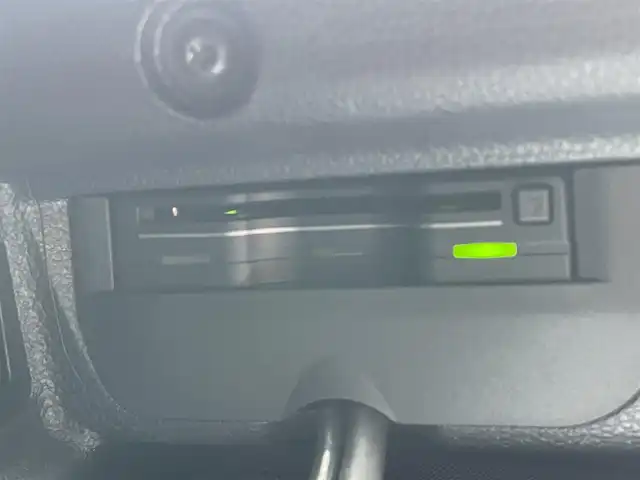 フォルクスワーゲン ザ・ビートル デザインマイスター 千葉県 2019(令1)年 6万km ストーンウォッシュドブルー ターボ/純正７インチナビ/フルセグＴＶ/Ｂｌｕｅｔｏｏｔｈ/バックカメラ/クルーズコントロール/純正１７インチアルミホイール/ＨＩＤヘッドライト/オートライト/スマートキー/BSM