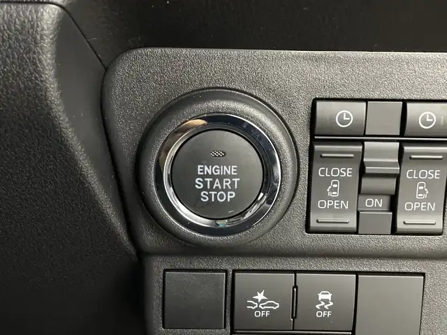 ダイハツ アトレー バン RS 鹿児島県 2025(令7)年 0.1千km ブラックマイカメタリック 社外ナビ　/（フルセグ/Bluetooth/CD/DVD）/アダプティブクルーズコントロール　/両側パワースライドドア　/コーナーセンサー　/オートライト　/アイドリングストップ　/ステアリングリモコン　/スマートキー　/電動格納ミラー　/EＴＣ　/純正フロアマット