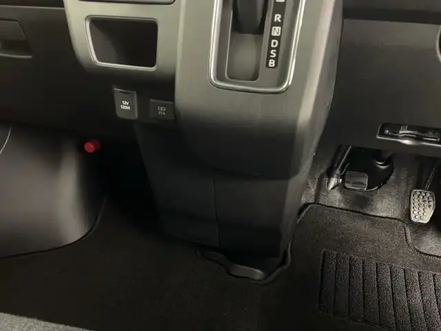 ダイハツ アトレー バン RS 鹿児島県 2025(令7)年 0.1千km ブラックマイカメタリック 社外ナビ　/（フルセグ/Bluetooth/CD/DVD）/アダプティブクルーズコントロール　/両側パワースライドドア　/コーナーセンサー　/オートライト　/アイドリングストップ　/ステアリングリモコン　/スマートキー　/電動格納ミラー　/EＴＣ　/純正フロアマット