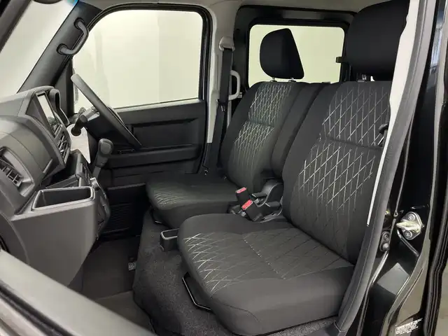 ダイハツ アトレー バン RS 鹿児島県 2025(令7)年 0.1千km ブラックマイカメタリック 社外ナビ　/（フルセグ/Bluetooth/CD/DVD）/アダプティブクルーズコントロール　/両側パワースライドドア　/コーナーセンサー　/オートライト　/アイドリングストップ　/ステアリングリモコン　/スマートキー　/電動格納ミラー　/EＴＣ　/純正フロアマット