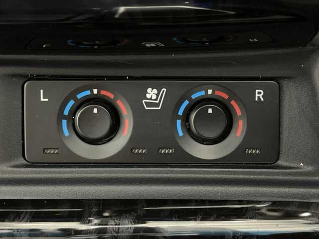 トヨタ アルファード S Cパッケージ 神奈川県 2023(令5)年 1.2万km ホワイトパールクリスタルシャイン ツインムーンルーフ/モデリスタスポイラー【フロント/サイド/リア】/モデリスタマフラー/純正9型ディスプレイオーディオ/純正フリップダウンモニター【V12T-R68C】/フルセグ　Bluetooth　/バックカメラ/両側電動スライドドア【サンシェード】/デジタルインナーミラー/パワーバックドア/セーフティセンス/レーダークルーズコントロール/プリクラッシュセーフティ/ロードサインアシスト/レーントレーシングアシスト/アダブティブハイビームシステム/ブラインドスポットモニター/リアクロストラフィックアラート/先行車発進告知/前後ソナー/nanoe/ETC/社外前方ドライブレコーダー/合皮シート/前席シートヒーター/パワーシート/ベンチレーション/助手席パワーオットマン/2列目エグゼクティブパワーシート/運転席ポジションメモリー/木目調/革巻きコンビステアリング/ステアリングヒーター/電動パーキングブレーキ/ブレーキオートホールド/プッシュスタート/スマートキー/純正18インチアルミホイール/LEDヘッド/フォグランプ/