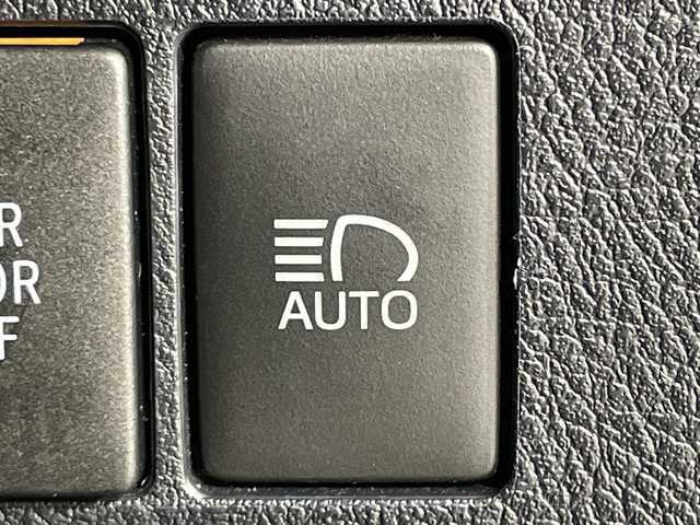 トヨタ アルファード S Cパッケージ 神奈川県 2023(令5)年 1.2万km ホワイトパールクリスタルシャイン ツインムーンルーフ/モデリスタスポイラー【フロント/サイド/リア】/モデリスタマフラー/純正9型ディスプレイオーディオ/純正フリップダウンモニター【V12T-R68C】/フルセグ　Bluetooth　/バックカメラ/両側電動スライドドア【サンシェード】/デジタルインナーミラー/パワーバックドア/セーフティセンス/レーダークルーズコントロール/プリクラッシュセーフティ/ロードサインアシスト/レーントレーシングアシスト/アダブティブハイビームシステム/ブラインドスポットモニター/リアクロストラフィックアラート/先行車発進告知/前後ソナー/nanoe/ETC/社外前方ドライブレコーダー/合皮シート/前席シートヒーター/パワーシート/ベンチレーション/助手席パワーオットマン/2列目エグゼクティブパワーシート/運転席ポジションメモリー/木目調/革巻きコンビステアリング/ステアリングヒーター/電動パーキングブレーキ/ブレーキオートホールド/プッシュスタート/スマートキー/純正18インチアルミホイール/LEDヘッド/フォグランプ/