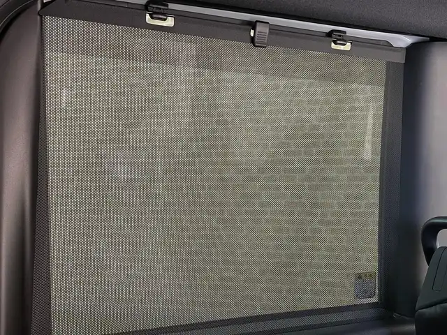 ダイハツ タント カスタム RS 岩手県 2022(令4)年 4万km シャイニングホワイトパール ４WD/ターボ/両側パワースライドドア/スマートアシスト/衝突回避支援ブレーキ/ブレーキ制御付き誤発進抑制機能/標識認識機能/車線逸脱抑制機能/アダプティブクルーズコントロール/レーンキープコントロール/アダプティブドライビングビーム/コーナーセンサー/横滑り防止装置/アイドリングストップ/運転席ロングスライドシート/オートブレーキホールド/ロールサンシェード/前席シートヒーター/純正ナビ/バックカメラ/ドライブレコーダー/ETC/エンジンスターター/LEDヘッドライト/純正１５インチアルミホイール