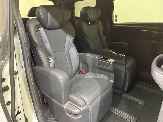 トヨタ アルファード Z 愛媛県 2025(令7)年 0.5万km プラチナホワイトパールマイカ 純正ナビ１３．２型フリップダウン/純正１４インチディスプレイオーディオ/フルセグTV Bluetooth /左右ツインムーンルーフ/ユニバーサルステップ//デジタルインナーミラー/ブラインドスポットモニター/ＥＴＣ２．０/シートヒーター/シートエアコン/レザーシート/アラウンドビューモニター/両側スライドドア/コーナーセンサー