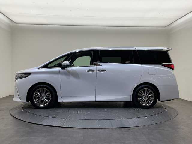トヨタ アルファード Z 愛媛県 2025(令7)年 0.5万km プラチナホワイトパールマイカ 純正ナビ１３．２型フリップダウン/純正１４インチディスプレイオーディオ/フルセグTV Bluetooth /左右ツインムーンルーフ/ユニバーサルステップ//デジタルインナーミラー/ブラインドスポットモニター/ＥＴＣ２．０/シートヒーター/シートエアコン/レザーシート/アラウンドビューモニター/両側スライドドア/コーナーセンサー