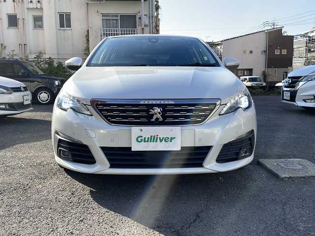 プジョー ３０８ アリュール スペシャルED 宮崎県 2018(平30)年 9.4万km ネイクルホワイト 純正ナビ Bluetooth ETC 全方位カメラ フルセグTV USB入力端子 前方のみドライブレコーダー LEDライト 純正フロアマット 純正アルミホイール ハーフレザーシート 前後コーナーセンサ-