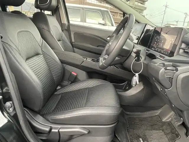 日産 オーラ G レザーエディション 島根県 2024(令6)年 1.3万km パープル ワンオーナー　/純正９型メモリナビ　/ＢＯＳＥサウンドシステム　/フルセグ/Ｂｌｕｅｔｏｏｔｈ　/全方位カメラ/ビルトインＥＴＣ2.0/前後ドラレコ　/インテリジェントクルーズコントロール　/ハーフレザーシート　/前席シートヒーター　/純正LEDライト　/前後コーナーセンサー