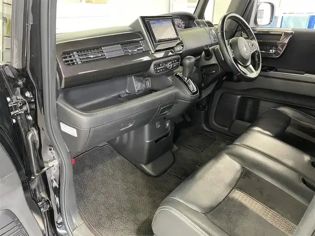 ホンダ Ｎ ＢＯＸ カスタム G L ターボ ホンダセンシング 佐賀県 2018(平30)年 11万km クリスタルブラックパール (株)IDOMが運営する【じしゃロン佐賀店】の自社ローン対象車両になります。こちらは現金ご利用時の価格です。自社ローンご希望の方は別途その旨お申付け下さい。/禁煙車　/ターボ車　/両側電動スライド　/ＫＥＮＷＯＯＤナビ ＴＶ ＢＴオーディオ　/バックカメラ　　/ＥＴＣ