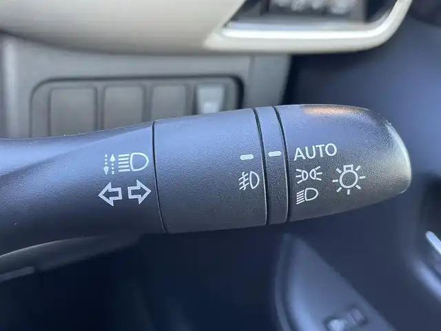 日産 セレナ e－パワー ハイウェイスター V 群馬県 2021(令3)年 5.7万km ダイヤモンドブラック セーフティパックA/純正10型ナビ/CD・DVD・SD/Bluetooth・フルセグ/純正フリップダウンモニター/アラウンドビューモニター/両側パワースライドドア/デジタルインナーミラー/プロパイロット/純正ドライブレコーダー/ビルトインETC/追従クルーズコントロール/横滑り防止装置/レーンキープアシスト/衝突軽減ブレーキ/アイドリングストップ/LEDヘッドライト/純正シートカバー/純正アルミホイール/純正フロアマット/スマートキー×2