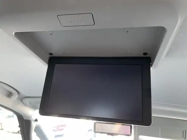 日産 セレナ e－パワー ハイウェイスター V 群馬県 2021(令3)年 5.7万km ダイヤモンドブラック セーフティパックA/純正10型ナビ/CD・DVD・SD/Bluetooth・フルセグ/純正フリップダウンモニター/アラウンドビューモニター/両側パワースライドドア/デジタルインナーミラー/プロパイロット/純正ドライブレコーダー/ビルトインETC/追従クルーズコントロール/横滑り防止装置/レーンキープアシスト/衝突軽減ブレーキ/アイドリングストップ/LEDヘッドライト/純正シートカバー/純正アルミホイール/純正フロアマット/スマートキー×2