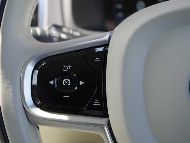 ボルボ ＸＣ９０ B6 AWD インスクリプション 埼玉県 2021(令3)年 2.7万km パール ホワイトレザーシート /アダプティブクルーズコントロール /インテリセーフ /harman/kardon /ヘッドアップディスプレイ /Carplay /ブラインドスポットモニター /全周囲カメラ /ETC /ドラレコ /純正ナビ/フルセグTV /ワイヤレス充電/シートポジションメモリー機能/全席シートヒーター/前席ベンチレーション/ステアリングヒーター