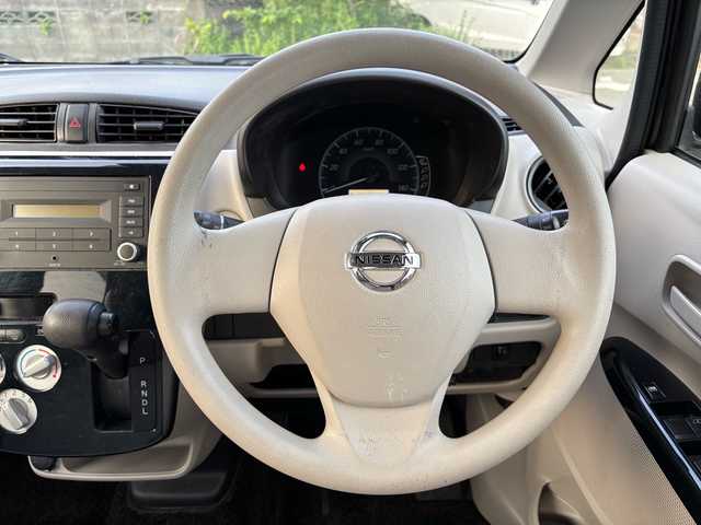 日産 デイズ J 福岡県 2018(平30)年 4.3万km ブラック オーディオ/（AM/FM/AUX）/横滑り防止/衝突軽減/ETC/純正フロアマット/電格ミラー/スペアキー×１/保証書