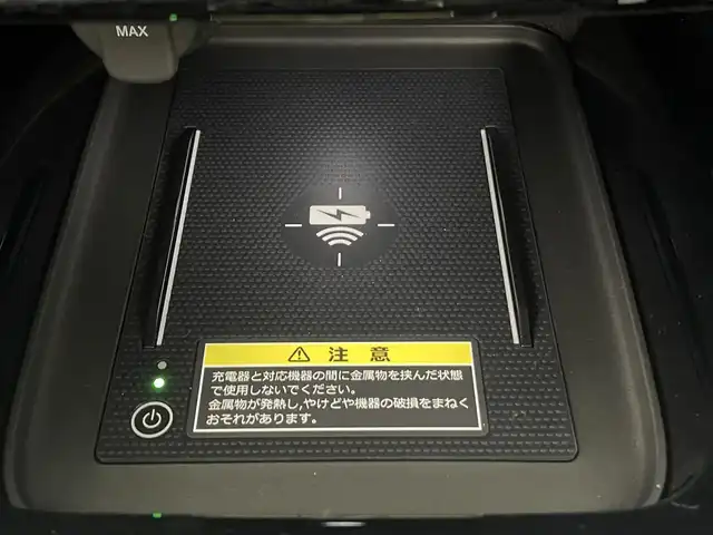 ホンダ ヴェゼル ハイブリッド e:HEV Z 大分県 2025(令7)年 0.1万km未満 プラチナホワイトパール 登録済未使用車/OPフロントグリル（ベルリナブラック）/Honda SENSING/・衝突軽減ブレーキ（CMBS）/・誤発進抑制機能/・後方誤発進抑制機能/・近距離衝突軽減ブレーキ/・歩行者事故低減ステアリング/・路外逸脱抑制機能/・渋滞追従機能付アダプティブクルーズコントロール（ACC）/・車線維持支援システム（LKAS）/・トラフィックジャムアシスト（渋滞運転支援機能）/・先行車発進お知らせ機能/・標識認識機能/・オートハイビーム/・パーキングセンサーシステム/・アダプティブドライビングビーム/・ブラインドスポットインフォメーション/Honda CONNECTディスプレー/・フルセグTV、BT対応、USB、AM/FM/・AppleCarPlay、AndroidAuto/ステアリングスイッチ/バックカメラ/ETC2.0車載器/ワイヤレス充電/ステアリングヒーター/パワーバックドア/横滑り防止装置/電動格納ミラー/ハーフレザーシート/・前席シートヒーター/オートライト/LEDヘッドライト/LEDフォグ/純正18インチアルミホイール/保証書、取説、スペアキー有り