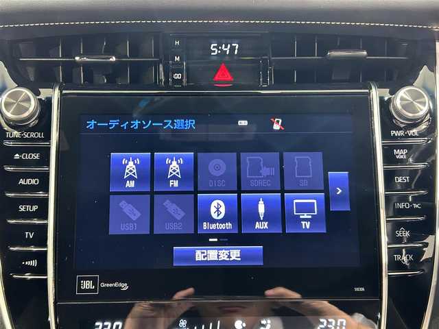 トヨタ ハリアー プログレス 愛知県 2019(令1)年 5.7万km ホワイトパールクリスタルシャイン 純正９インチナビ/ＪＢＬプレミアムサウンド/パノラミックビューモニター/レーダークルーズコントロール/パワーバックドア/衝突軽減ブレーキ/クリアランスソナー/レーンディパーチャーアラート/オートハイビーム/前後ドライブレコーダー/ビルトインＥＴＣ2.0/ハーフレザーシート/パワーシート/ISOFIX