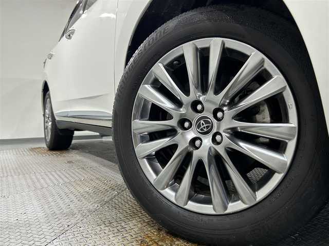 トヨタ ハリアー プログレス 愛知県 2019(令1)年 5.7万km ホワイトパールクリスタルシャイン 純正９インチナビ/ＪＢＬプレミアムサウンド/パノラミックビューモニター/レーダークルーズコントロール/パワーバックドア/衝突軽減ブレーキ/クリアランスソナー/レーンディパーチャーアラート/オートハイビーム/前後ドライブレコーダー/ビルトインＥＴＣ2.0/ハーフレザーシート/パワーシート/ISOFIX