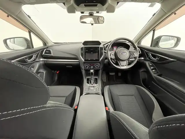 スバル インプレッサ スポーツ 2．0i－L アイサイト 道央・札幌 2018(平30)年 4万km クリスタルホワイトP ・４WD/・寒冷地仕様/・社外メモリナビ/・CD/DVD/SD/BT/iPod/AUX/・フルセグTV/・バックカメラ/・アイサイト/・レーンキープアシスト/・ダウンヒルアシストコントロール/・アダプティブクルーズコントロール/・パドルシフト/・横滑り防止装置/・ブラインドスポットモニター/・アイドリングストップ/・LEDヘッドライト/・オートライト/・ヘッドライトレベライザー/・純正17インチAW/・純正フロアマット/・プッシュスタート/・スマートキー