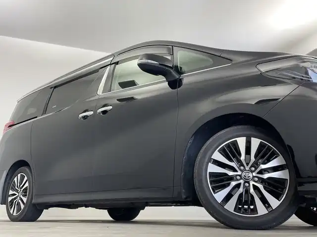 トヨタ アルファード S Cパッケージ 新潟県 2019(令1)年 4.1万km ブラック 純正８インチSDナビ/Bluetooth・CD・DVD・USB・AM・FM/両側パワースライドド/ツインムーンルーフ　/バックカメラ　/フルセグ　/合皮シート　/前席パワーシート/前席シートヒーター/前席エアシート　/D席シートセット/追従クルーズコントロール　/レーンキープアシスト　/前後コーナーセンサー/衝突被害軽減システム　/LEDオートライト/オートマチックハイビーム/パワーバックドア/ステアリングヒーター/MTモード付AT/純正ビルトインETC/前後ドライブレコーダー/純正フロアマット/純正１８インチアルミホイール/スマートキー