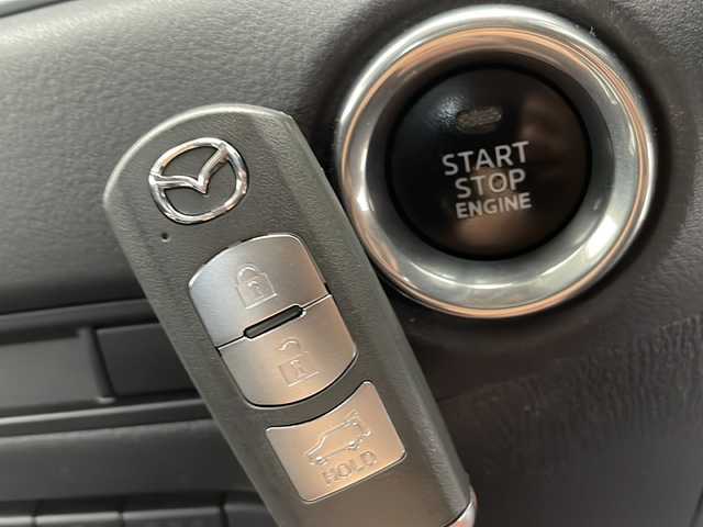 マツダ ＣＸ－５ XD プロアクティブ 愛知県 2018(平30)年 6.8万km ディープクリスタルブルーマイカ 衝突軽減システム/プレミアムサウンドBOSE/純正ナビ ＳＤカードなし/全方位カメラ/クルーズコントロール/シートヒーター/フルセグ/CD DVD/Bluetooth/バックカメラ/電動リアゲート/パワーシート/ヘッドアップディスプレイ/コーナーセンサー/純正アルミホイール/ブラインドスポットモニター/LEDヘッドライト/ステアリングヒーター/オートマチックハイビーム/ドライブレコーダー/ETC/ステアリングスイッチ/スマートキー/プッシュスタート
