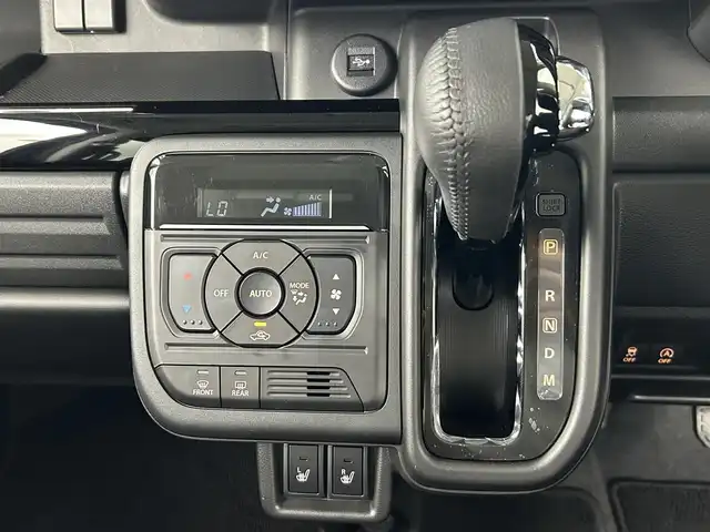 スズキ スペーシア カスタム HYBRID XS ターボ 熊本県 2024(令6)年 0.6万km インディゴブルーメタリック 純正ナビ（ＡｐｐｌＣａｒＰｌａｙ・ＡｎｄｒｏｉｄＡｕｔｏ・ＢＴ・フルセグ・ＵＳＢ）/全周囲カメラ　/両側パワースライドドア　/前後クリアランスソナー　/前席シートヒーター　/ステアリングヒーター/スズキセーフティサポート/・衝突軽減ブレーキ/・誤発進制御機能/・車線逸脱抑制機能/・ふらつき警報機能/・アダブティブクルーズコントロール/・標識認識システム/・発進お知らせ機能/横滑り防止/アイドリングストップ/純正フロアマット/純正１５インチAW/オートライト/LEDヘッドライト/フォグライト/スマートキー/プッシュスタート/スペアキー1本