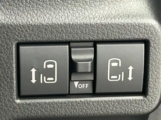 スズキ スペーシア カスタム HYBRID XS ターボ 熊本県 2024(令6)年 0.6万km インディゴブルーメタリック 純正ナビ（ＡｐｐｌＣａｒＰｌａｙ・ＡｎｄｒｏｉｄＡｕｔｏ・ＢＴ・フルセグ・ＵＳＢ）/全周囲カメラ　/両側パワースライドドア　/前後クリアランスソナー　/前席シートヒーター　/ステアリングヒーター/スズキセーフティサポート/・衝突軽減ブレーキ/・誤発進制御機能/・車線逸脱抑制機能/・ふらつき警報機能/・アダブティブクルーズコントロール/・標識認識システム/・発進お知らせ機能/横滑り防止/アイドリングストップ/純正フロアマット/純正１５インチAW/オートライト/LEDヘッドライト/フォグライト/スマートキー/プッシュスタート/スペアキー1本