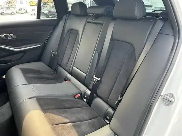 ＢＭＷ ３２０ｄ xDrive ツーリング Mスポーツ 埼玉県 2020(令2)年 5.4万km アルピンホワイトⅢ 黒半革　/純ナビ　/ACC　/Mスポーツパッケージ　/コンフォートパッケージ　/パーキングアシスト　/パワーバックドア/純正ETC　/4WD