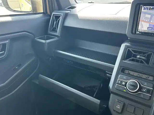 ダイハツ タフト X 福島県 2022(令4)年 2.1万km サンドベージュメタリック スカイフィールトップ/社外ナビゲーション/型番：MDV-D308BT/【CD/SD/USB/BT/TV】/バックカメラ/ドライブレコーダー/ETC/衝突回避支援ブレーキ機能/衝突警報機能/ブレーキ制御付誤発進抑制機能/車線逸脱抑制制御機能/車線逸脱警報機能/路側逸脱警報機能/ふらつき警報/LEDオートライト/社外フロアマット/ドアバイザー