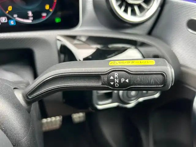 メルセデス・ベンツ Ｍ・ベンツ Ａ２００ｄ 石川県 2019(令1)年 4.1万km 白 レザーエクスクルーシブパッケージ 黒//グレーシート /シートヒーター /サンルーフ /衝突軽減ブレーキ /アダプティブクルーズコントロール /ブラインドスポットモニター /純正ナビ /フルセグTV /360カメラ /クリアランスソナー /LED