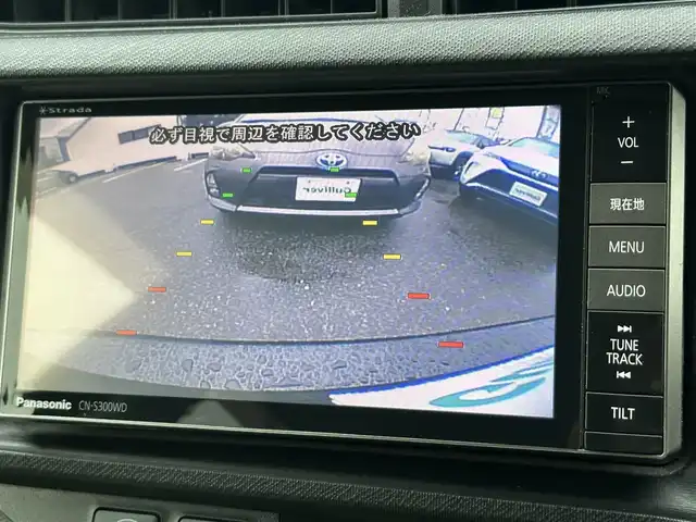 トヨタ アクア S 愛知県 2012(平24)年 13.5万km ブラックマイカ SDナビ/フルセグテレビ/バックカメラ/アイドリングストップ/ウィンカーミラー/ドアバイザー/プッシュスタート/ETC/Bluetooth/純正フロアマット/オートライト/ステアリングスイッチ/車両接近警報オフスイッチ/ヘッドライトレベライザー/スマートキー/取扱説明書/保証書