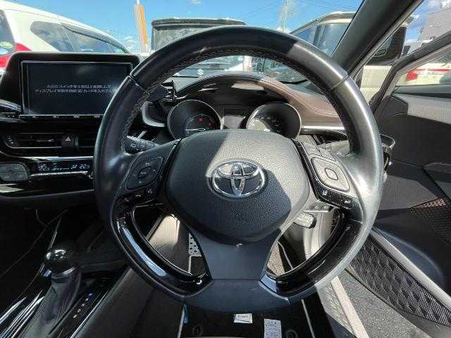 トヨタ Ｃ－ＨＲ G LEDエディション 岩手県 2017(平29)年 8.8万km メタルストリームM 純正ＳＤナビ　ＣＤ／ＤＶＤ／Ｂｌｕｅｔｏｏｔｈ／フルセグＴＶ　/バックカメラ　/ＴＲＤフルエアロ　/ローダウン（純正車高調車載）　/前後ドライブレコーダー　/ＢＳＭ　/レーダークルーズコントロール　/ＥＴＣ２．０/前席シートヒーター