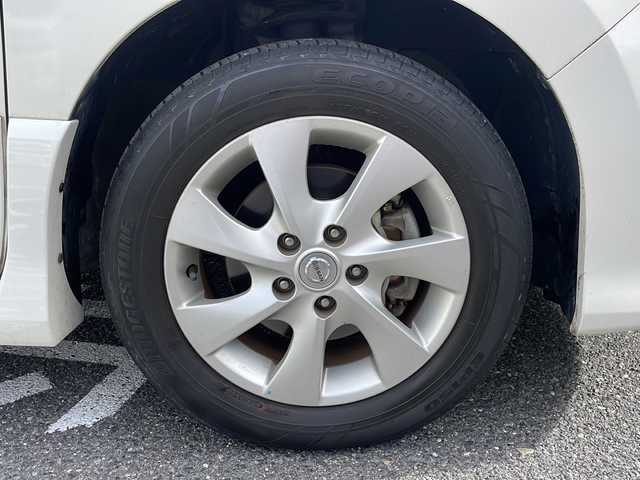日産 セレナ ハイウェイスター Sハイブリッド 広島県 2013(平25)年 2.7万km ホワイトパール /登録時走行距離/　　　　　　　26249キロ/ワンオーナー/純正ナビ/バックカメラ/地デジ/両側パワースライドドア/クルーズコントロール/スペアキー×１/ビルトインETC/新車時整備手帳/　　【保証書】/取扱説明書/