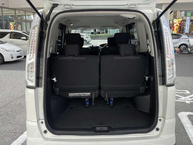 日産 セレナ ハイウェイスター Sハイブリッド 山口県 2013(平25)年 2.7万km ホワイトパール /登録時走行距離/　　　　　　　26249キロ/ワンオーナー/純正ナビ/バックカメラ/地デジ/両側パワースライドドア/クルーズコントロール/スペアキー×１/ビルトインETC/新車時整備手帳/　　【保証書】/取扱説明書/