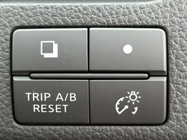 日産 セレナ ハイウェイスター Sハイブリッド 山口県 2013(平25)年 2.7万km ホワイトパール /登録時走行距離/　　　　　　　26249キロ/ワンオーナー/純正ナビ/バックカメラ/地デジ/両側パワースライドドア/クルーズコントロール/スペアキー×１/ビルトインETC/新車時整備手帳/　　【保証書】/取扱説明書/