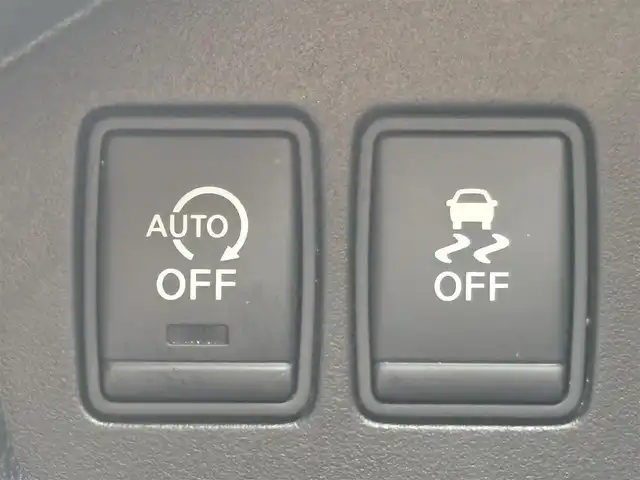 日産 セレナ ハイウェイスター Sハイブリッド 山口県 2013(平25)年 2.7万km ホワイトパール /登録時走行距離/　　　　　　　26249キロ/ワンオーナー/純正ナビ/バックカメラ/地デジ/両側パワースライドドア/クルーズコントロール/スペアキー×１/ビルトインETC/新車時整備手帳/　　【保証書】/取扱説明書/