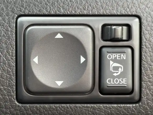 日産 セレナ ハイウェイスター Sハイブリッド 山口県 2013(平25)年 2.7万km ホワイトパール /登録時走行距離/　　　　　　　26249キロ/ワンオーナー/純正ナビ/バックカメラ/地デジ/両側パワースライドドア/クルーズコントロール/スペアキー×１/ビルトインETC/新車時整備手帳/　　【保証書】/取扱説明書/