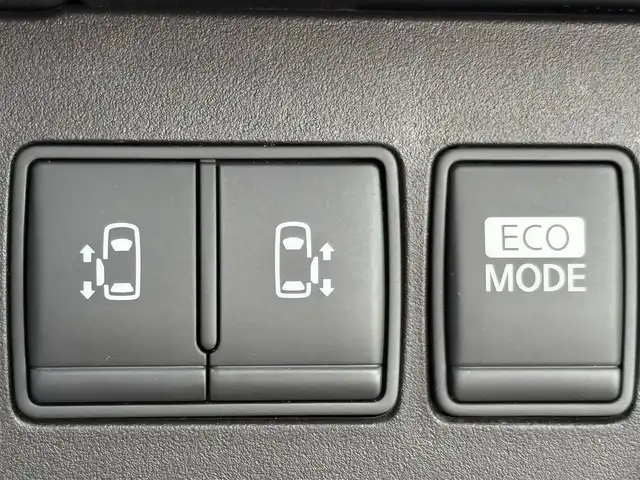 日産 セレナ ハイウェイスター Sハイブリッド 山口県 2013(平25)年 2.7万km ホワイトパール /登録時走行距離/　　　　　　　26249キロ/ワンオーナー/純正ナビ/バックカメラ/地デジ/両側パワースライドドア/クルーズコントロール/スペアキー×１/ビルトインETC/新車時整備手帳/　　【保証書】/取扱説明書/