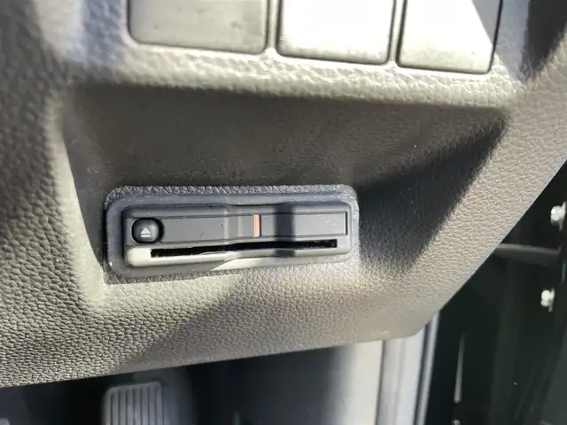 ホンダ ステップワゴン 富山県 2023(令5)年 7.8万km クリスタルブラックパール アラウンドビューモニター/メーカーナビ/フルセグＴＶ/Bluetooth/ＤＶＤ再生/ビルトインＥＴＣ/両側パワースライドドア/ハーフレザーシート/運転席助手席シートヒーター/LEDオートライト/ＬＥＤフォグライト/レーダークルーズコントロール/レーンキープアシスト/パワーバックドア