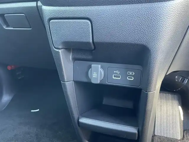 ホンダ ステップワゴン 富山県 2023(令5)年 7.8万km クリスタルブラックパール アラウンドビューモニター/メーカーナビ/フルセグＴＶ/Bluetooth/ＤＶＤ再生/ビルトインＥＴＣ/両側パワースライドドア/ハーフレザーシート/運転席助手席シートヒーター/LEDオートライト/ＬＥＤフォグライト/レーダークルーズコントロール/レーンキープアシスト/パワーバックドア